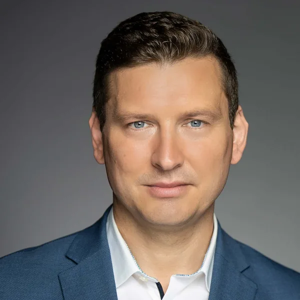Porträt Mario Brandenburg, Parl. Staatssekretär im Bundesministerium für Bildung und Forschung